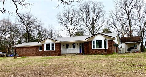 Contact information for bpenergytrading.eu - Small house has renter. All of this in the heart of the River Valley, only minutes from the Arkansas River. $159,900. 2 beds 1 bath 1,168 sq ft 1,236 sq ft (lot) 23369 Us-64, …
